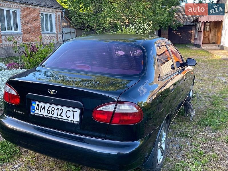 Седан Daewoo Lanos 2008 в Романове