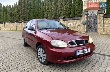 Седан Daewoo Lanos 2004 в Надворной