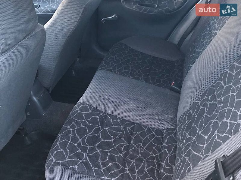 Седан Daewoo Lanos 2003 в Києві фото 10 Седан Daewoo Lanos 2003 в Києві