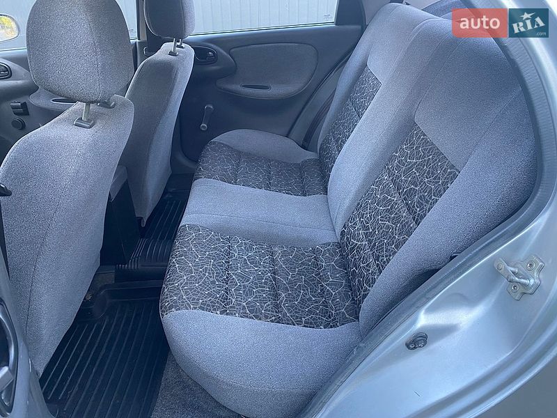 Седан Daewoo Lanos 2008 в Кобеляках