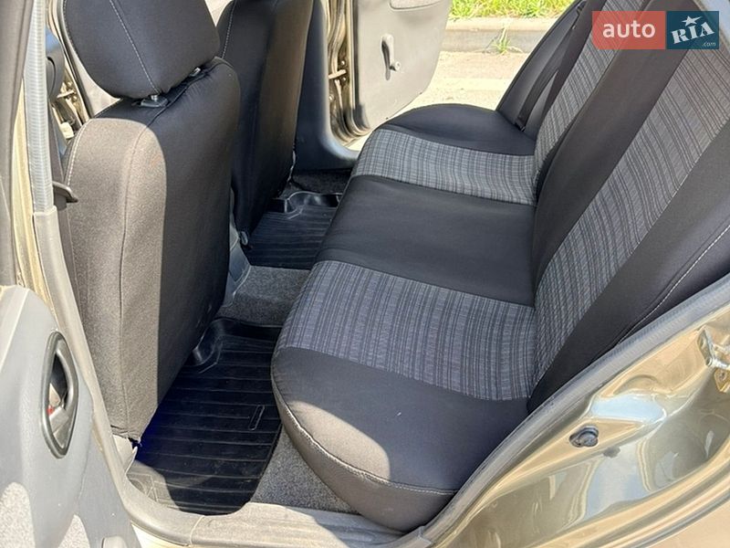 Седан Daewoo Lanos 2005 в Хмельницком