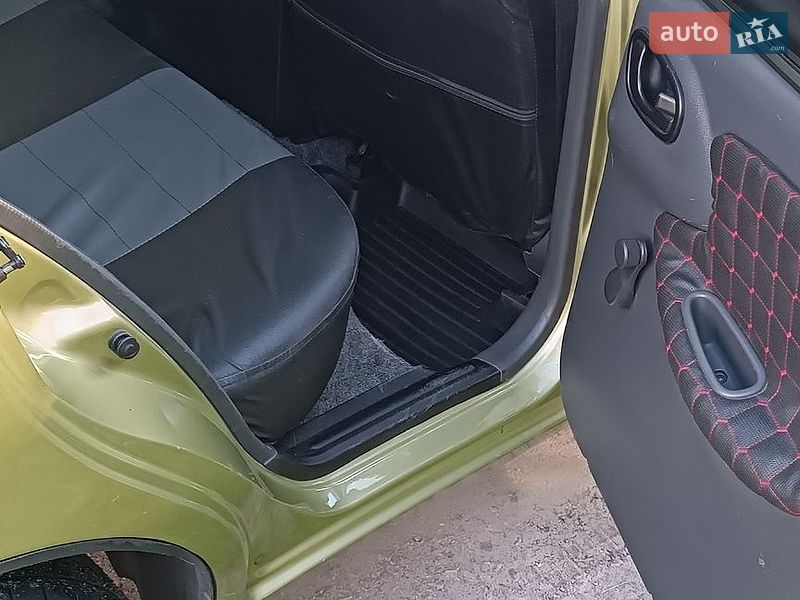 Седан Daewoo Lanos 2007 в Чутове