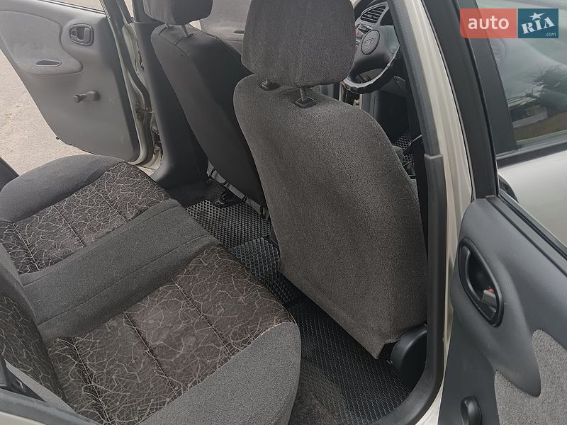 Седан Daewoo Lanos 2004 в Николаеве фото 12 Седан Daewoo Lanos 2004 в Николаеве