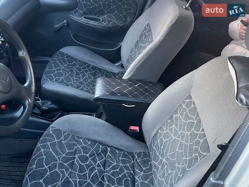 Седан Daewoo Lanos 2002 в Прилуках