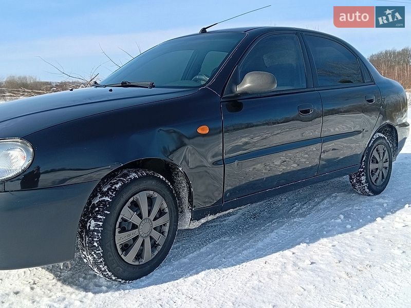 Седан Daewoo Lanos 2008 в Бородянці