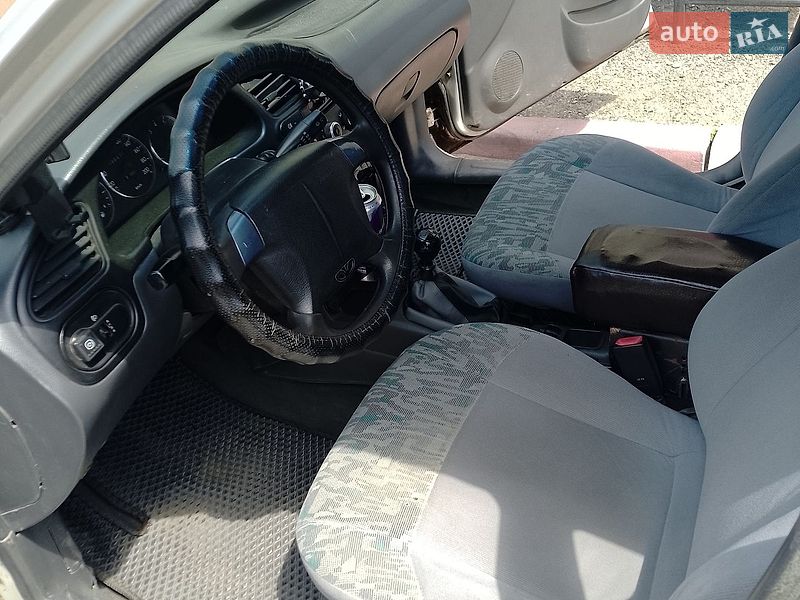 Хэтчбек Daewoo Lanos 1998 в Харькове