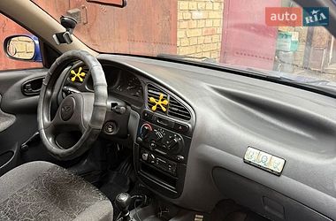 Седан Daewoo Lanos 2006 в Киеве
