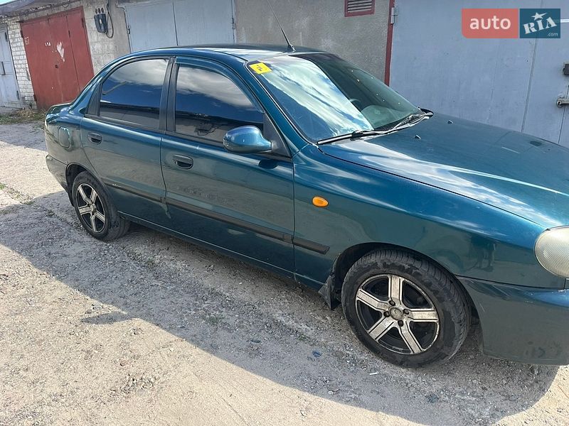 Седан Daewoo Lanos 2004 в Харкові