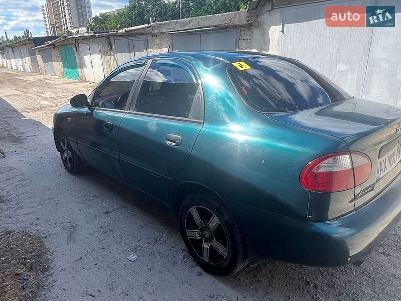 Седан Daewoo Lanos 2004 в Харкові