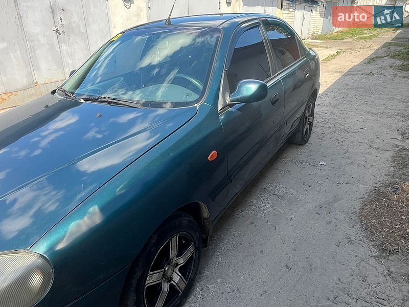 Седан Daewoo Lanos 2004 в Харкові