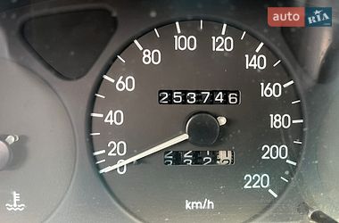 Седан Daewoo Lanos 2004 в Харкові