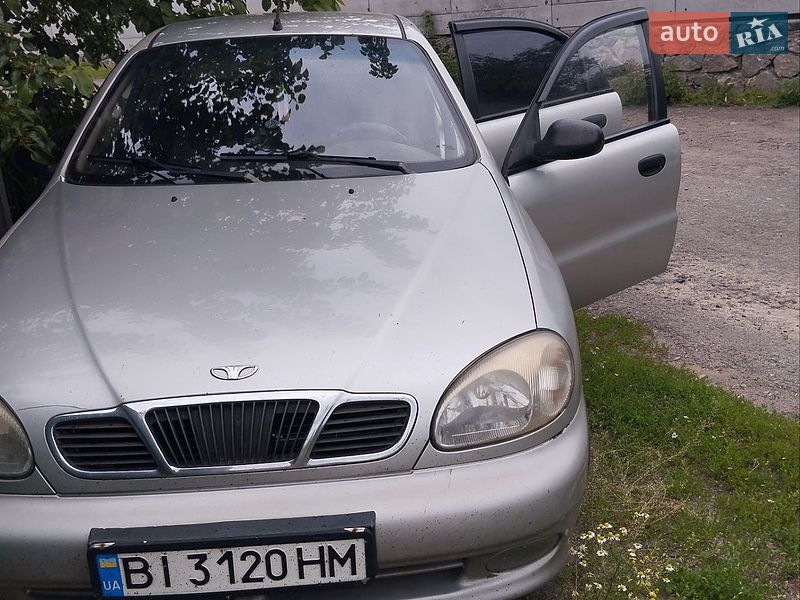 Седан Daewoo Lanos 2004 в Кременчуці
