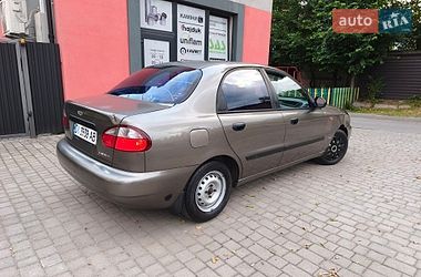 Седан Daewoo Lanos 2001 в Коломые