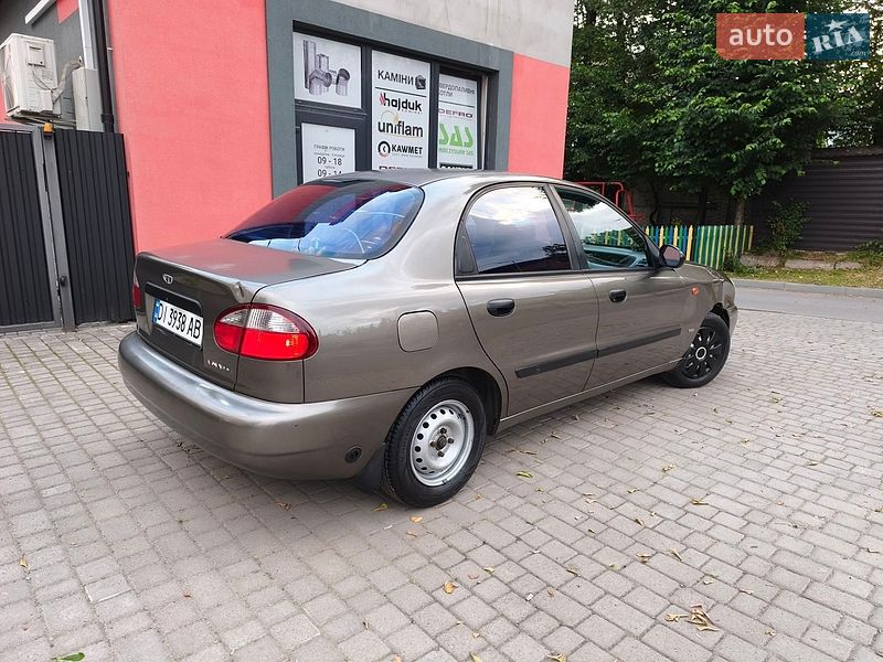 Седан Daewoo Lanos 2001 в Коломые