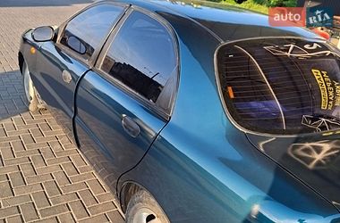 Седан Daewoo Lanos 2004 в Ужгороде