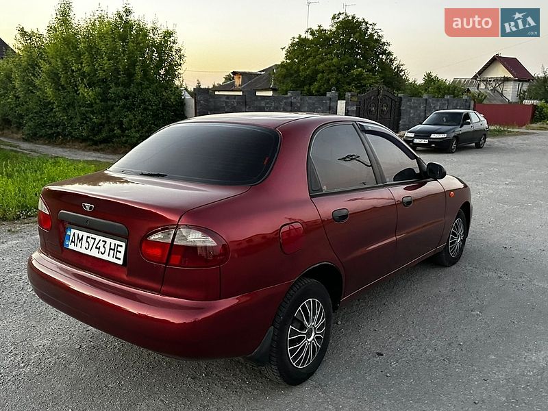 Седан Daewoo Lanos 2006 в Мирополі