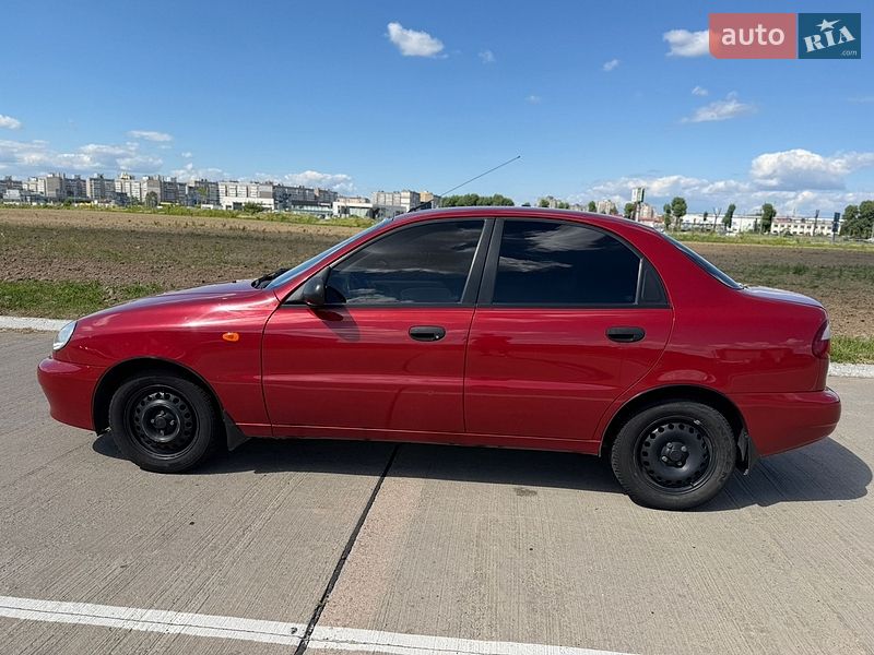 Седан Daewoo Lanos 2008 в Києві