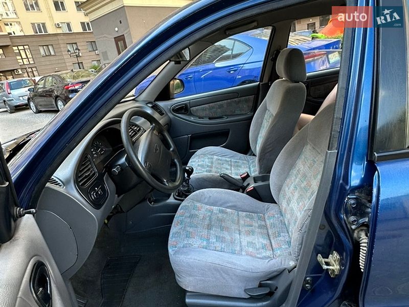Седан Daewoo Lanos 2005 в Одессе