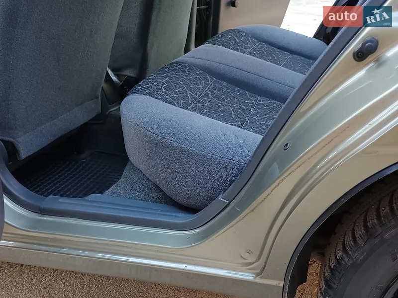 Daewoo Lanos 2005 VIN SUPTF69YD5W240299 фото оголошення 15 з 57