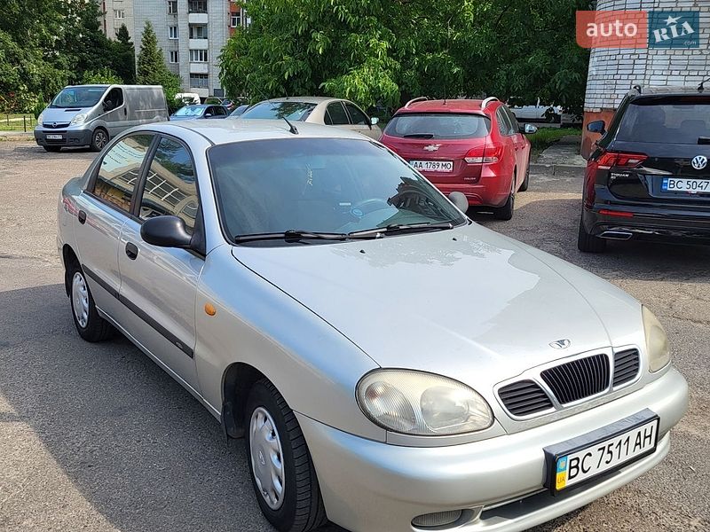 Седан Daewoo Lanos 2004 в Львове