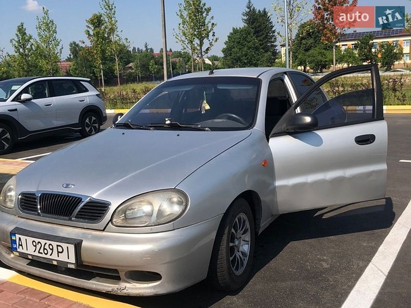 Седан Daewoo Lanos 2003 в Бабинцам