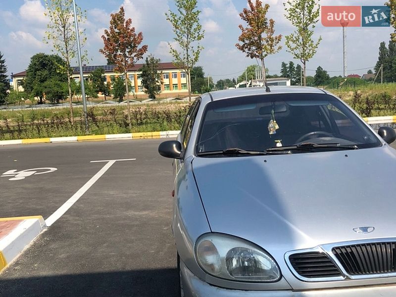 Седан Daewoo Lanos 2003 в Бабинцам