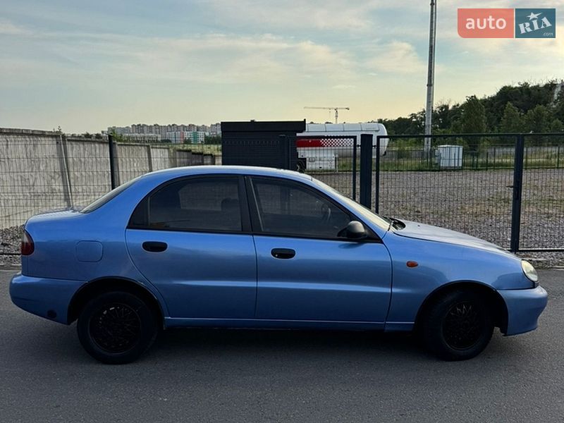 Седан Daewoo Lanos 2006 в Києві