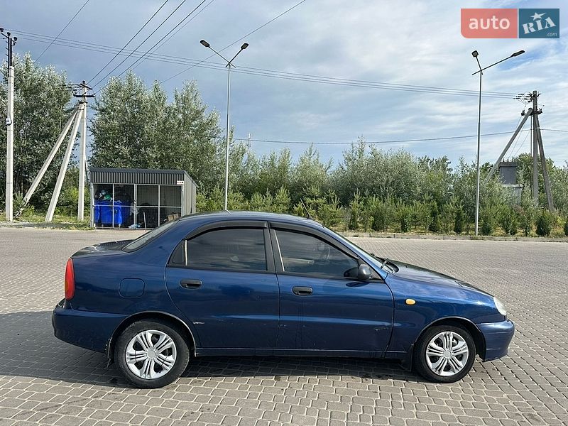 Седан Daewoo Lanos 2005 в Львове