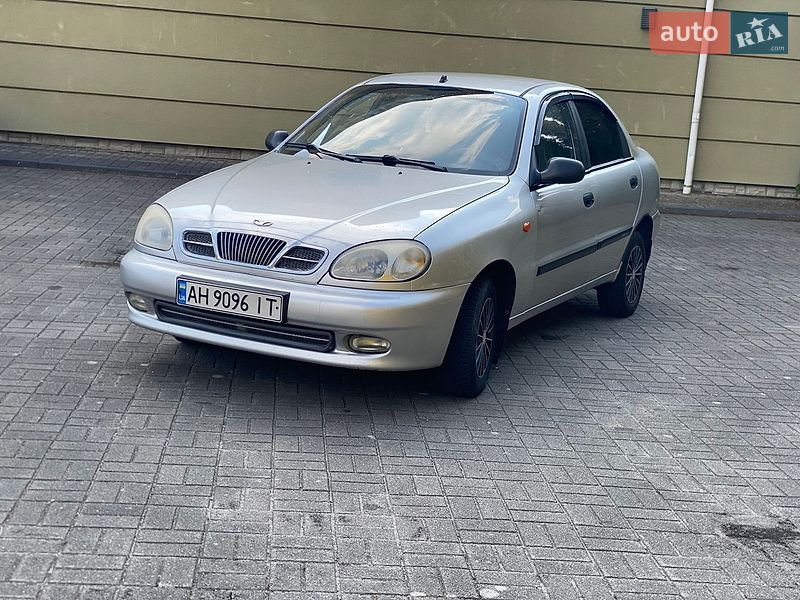 Седан Daewoo Lanos 2003 в Львове