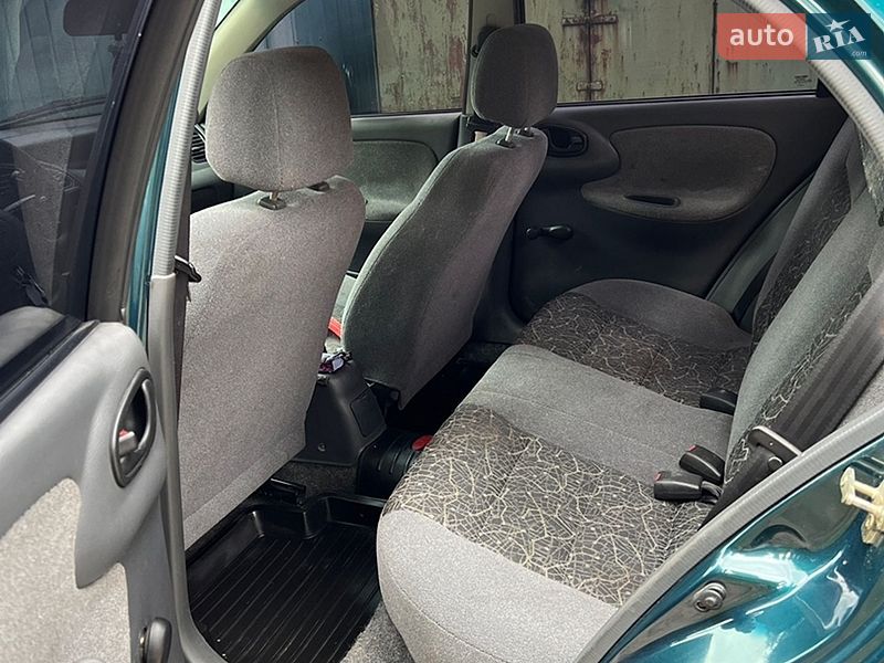 Седан Daewoo Lanos 2006 в Києві