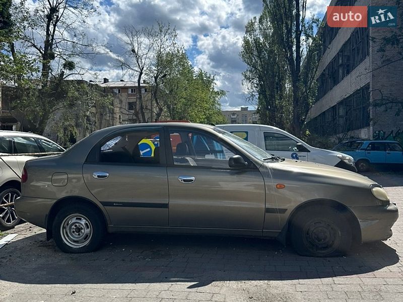 Седан Daewoo Lanos 2006 в Киеве