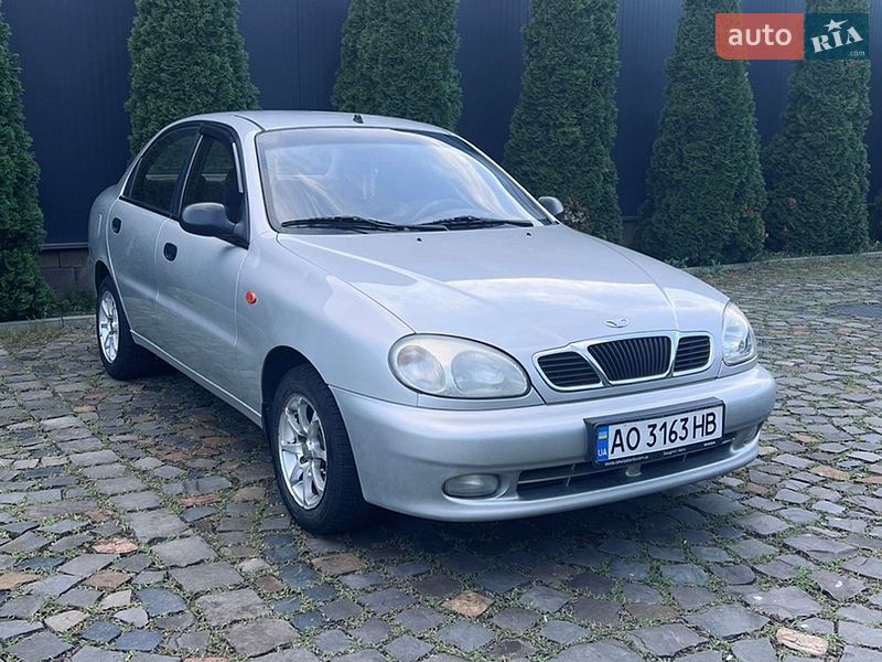 Седан Daewoo Lanos 2004 в Мукачево