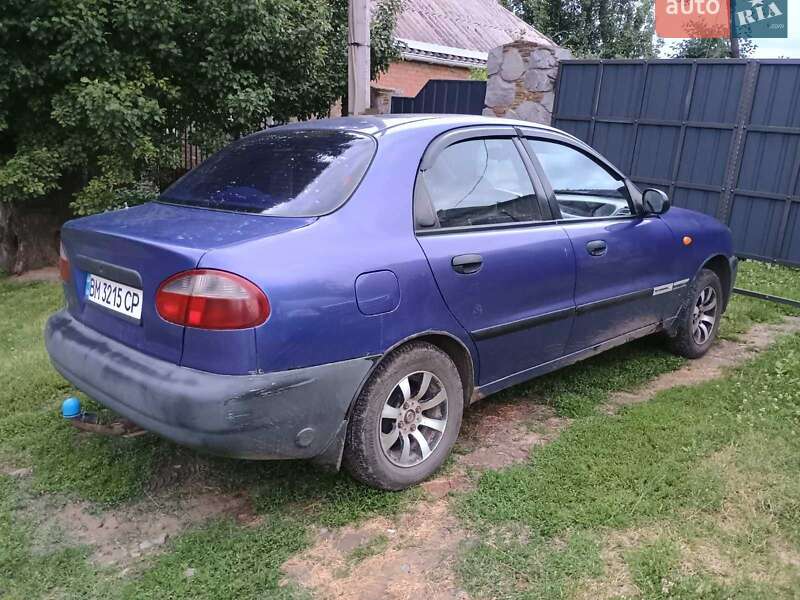 Седан Daewoo Lanos 1998 в Ромнах
