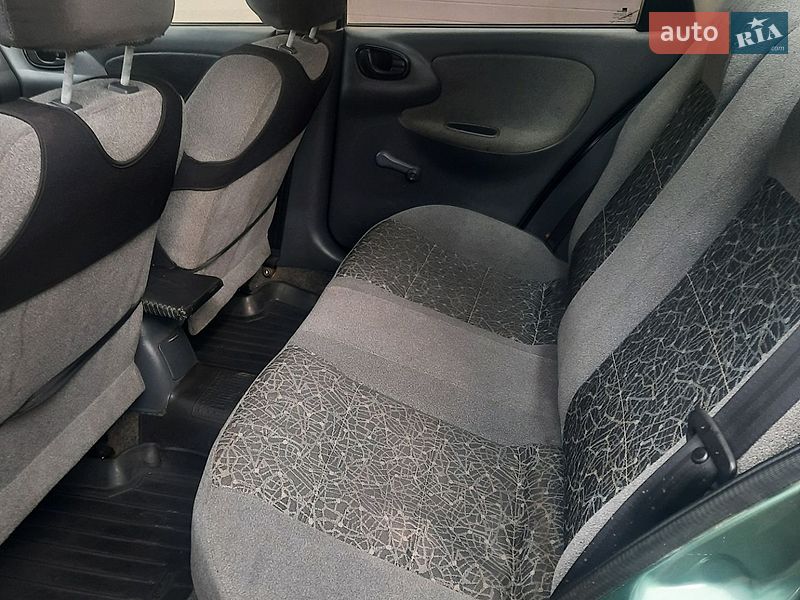 Седан Daewoo Lanos 2006 в Ивано-Франковске