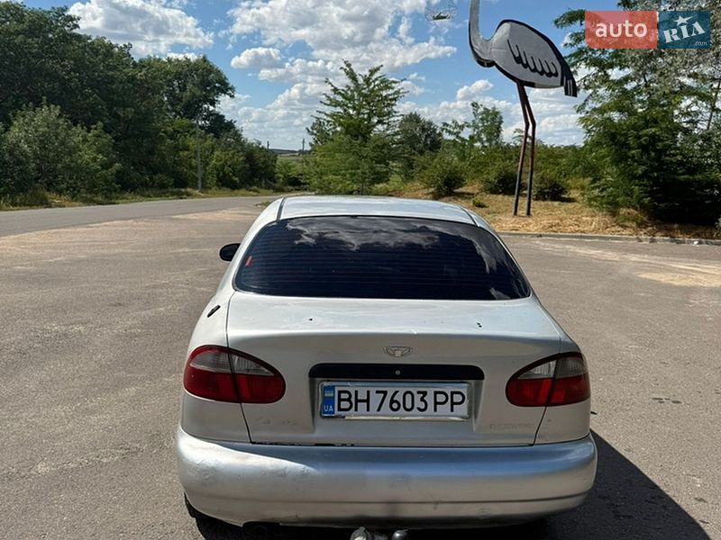 Седан Daewoo Lanos 2003 в Одессе