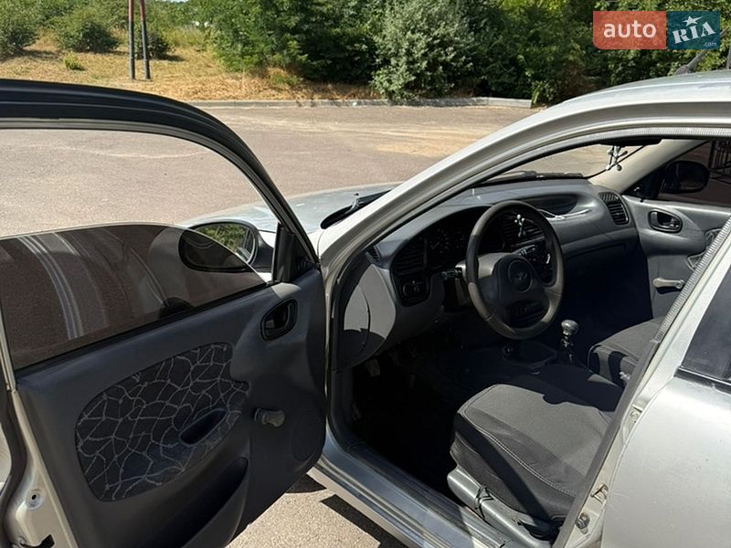 Седан Daewoo Lanos 2003 в Одессе