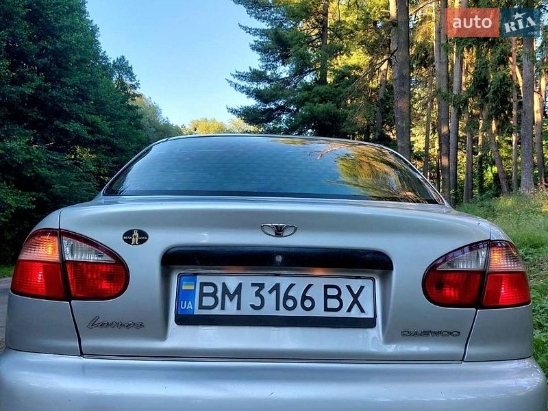 Седан Daewoo Lanos 2004 в Тростянці