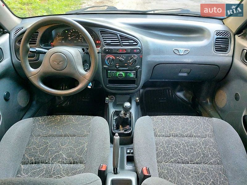 Седан Daewoo Lanos 2004 в Тростянці