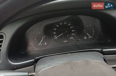 Седан Daewoo Lanos 2003 в Хмельницькому