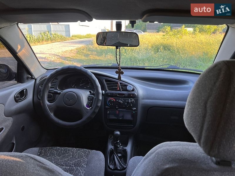 Седан Daewoo Lanos 2008 в Лозовій