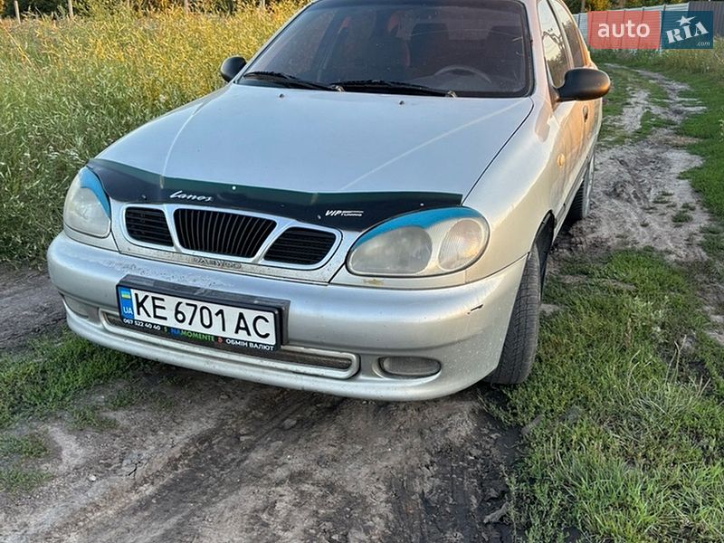 Седан Daewoo Lanos 2002 в Дніпрі