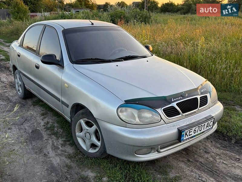 Седан Daewoo Lanos 2002 в Дніпрі