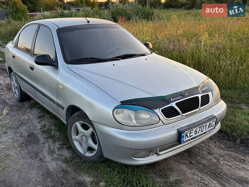 Седан Daewoo Lanos 2002 в Дніпрі