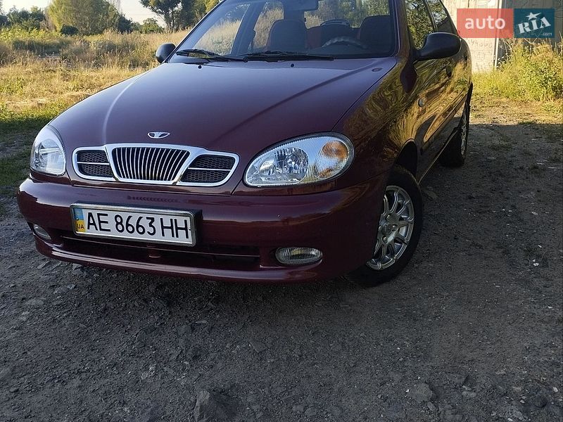 Седан Daewoo Lanos 2005 в Жовтих Водах