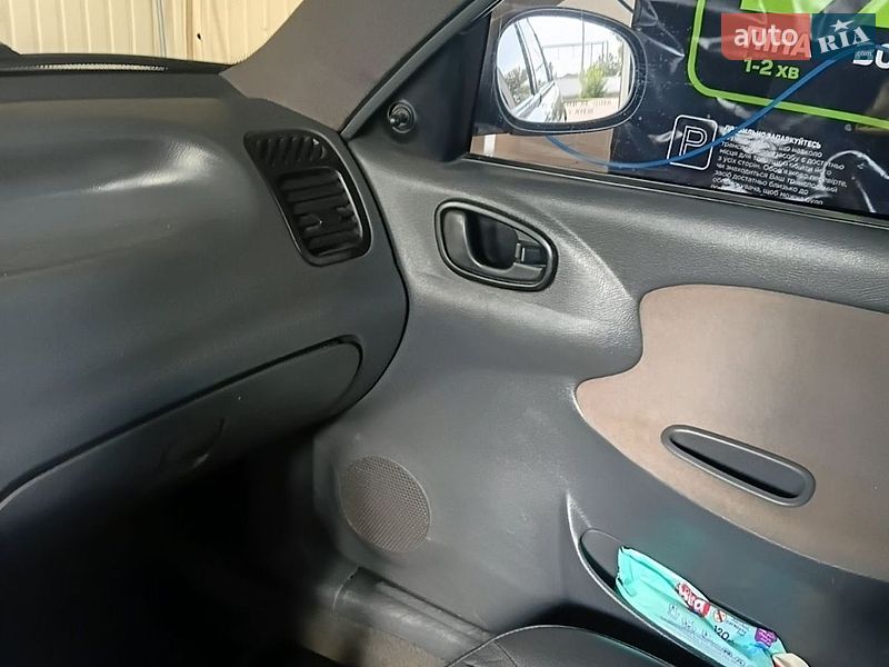 Седан Daewoo Lanos 2001 в Сквирі