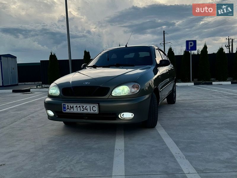 Седан Daewoo Lanos 2007 в Звягелі