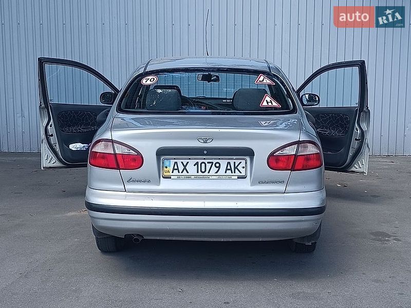 Седан Daewoo Lanos 2003 в Харкові