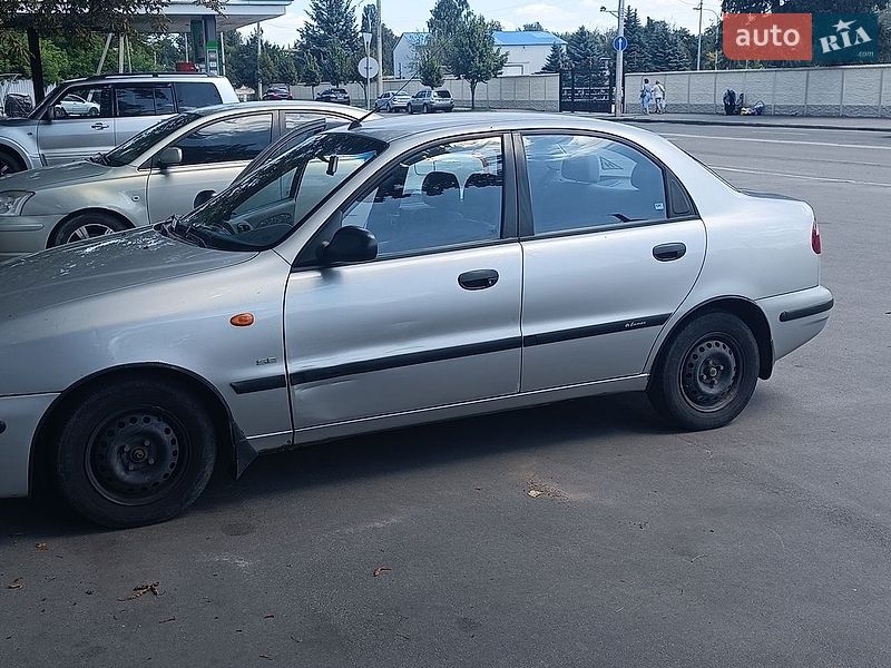 Седан Daewoo Lanos 2003 в Харкові
