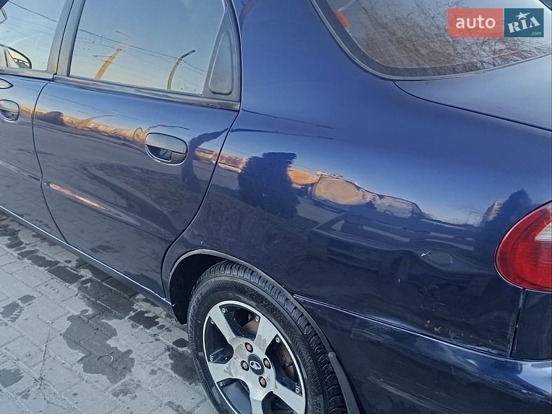 Седан Daewoo Lanos 2006 в Харкові