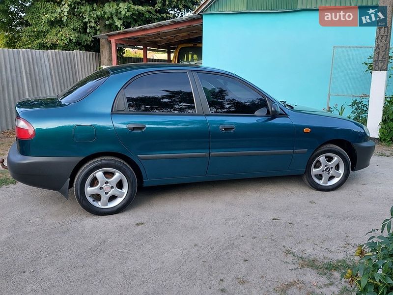 Седан Daewoo Lanos 2002 в Володарке